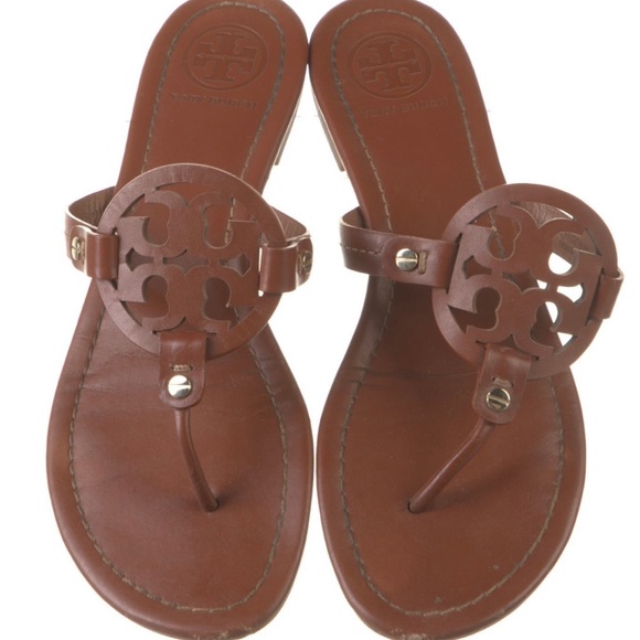 COPY - EUC Tory Burch Sandals - Picture 1 of 5